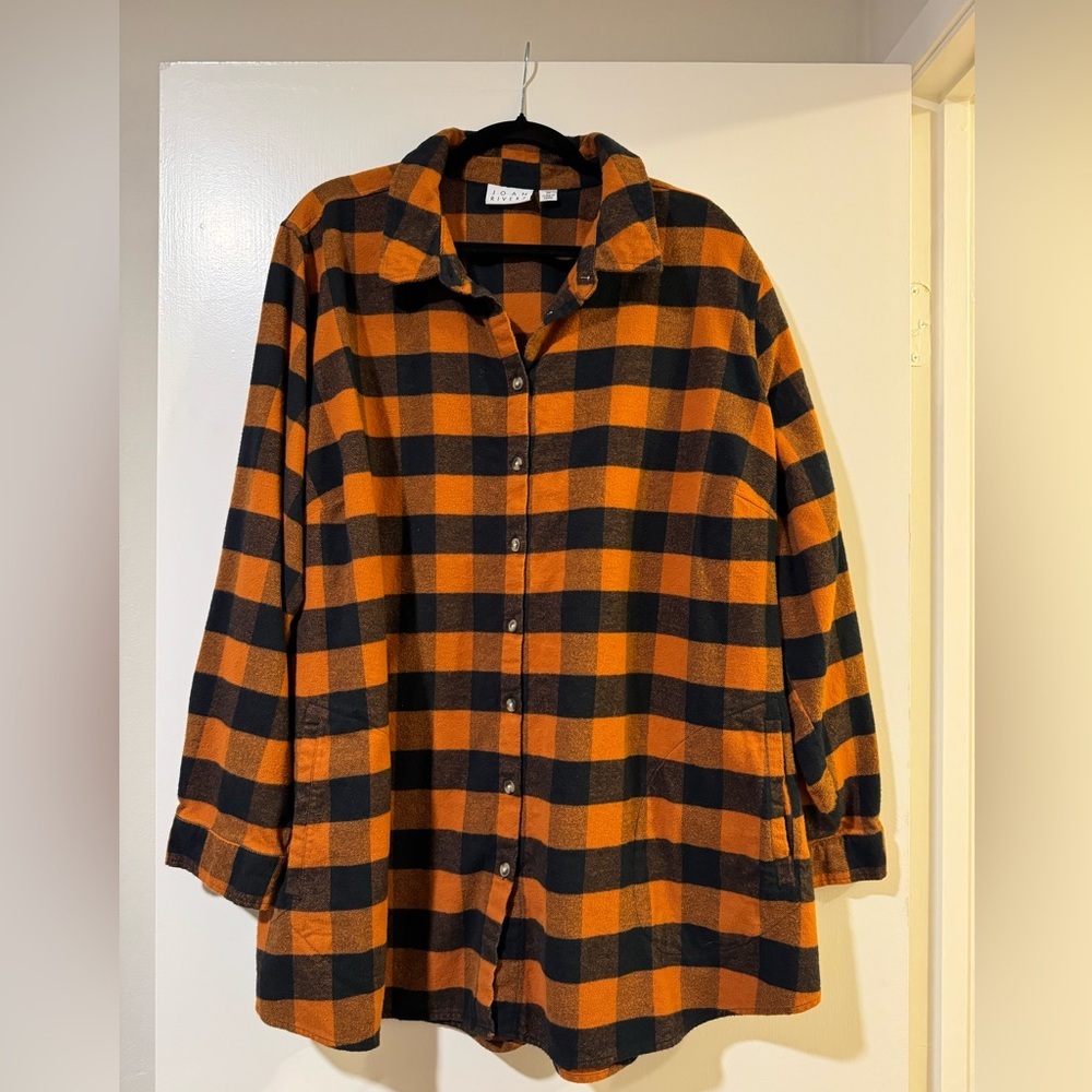 Joan Rivers 3x plaid shacket orange and black